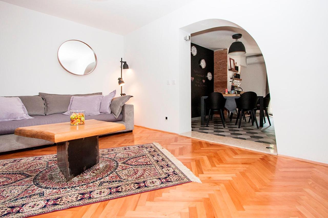 Casa Villa Carducci Ровин Екстериор снимка